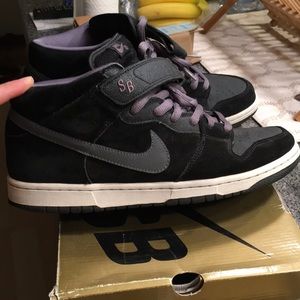 nike sb griptape mids